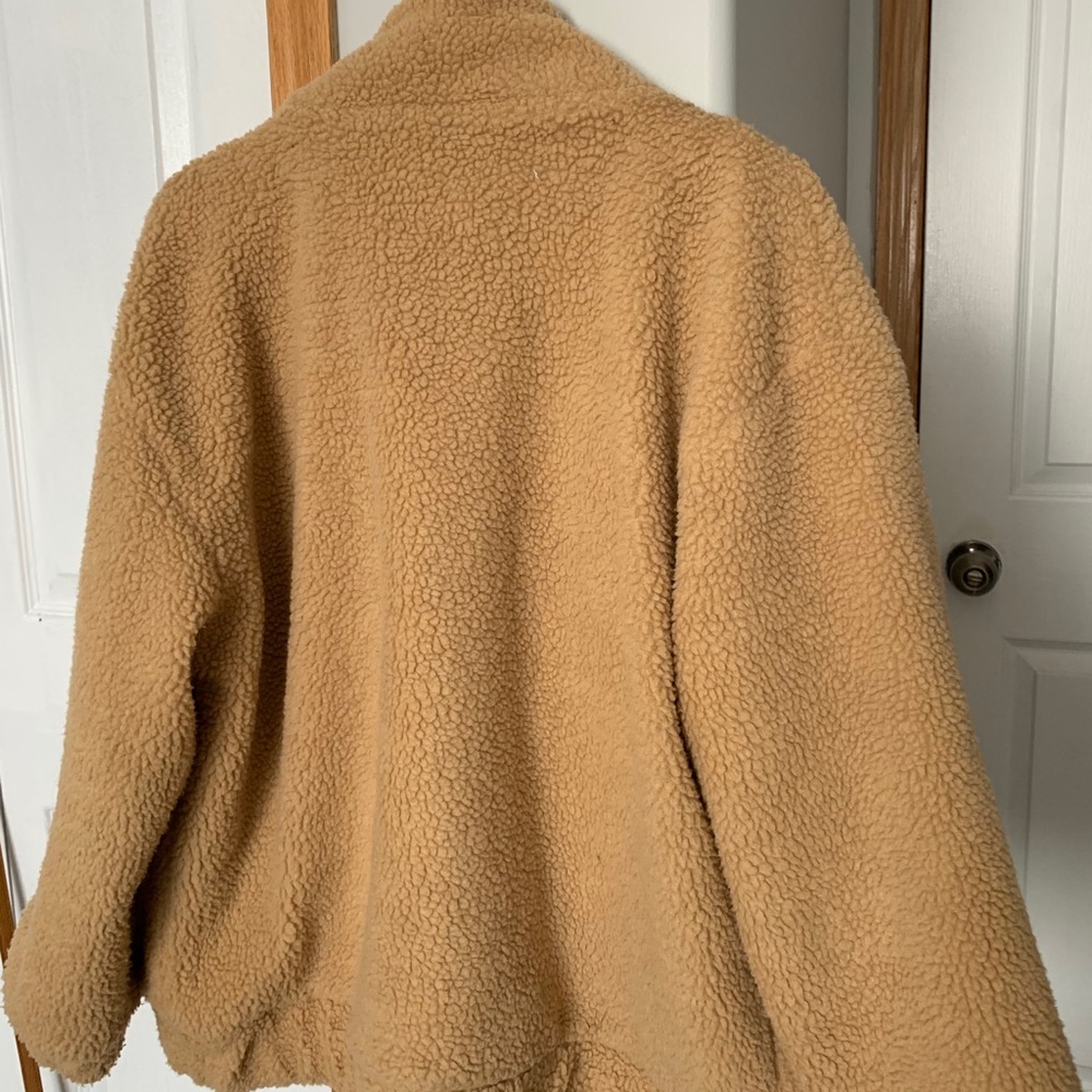 Teddy Jacket - Picture 3 of 3